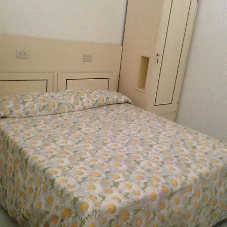 Hotel Diana