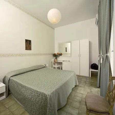 Diana - & Hotel Ischia