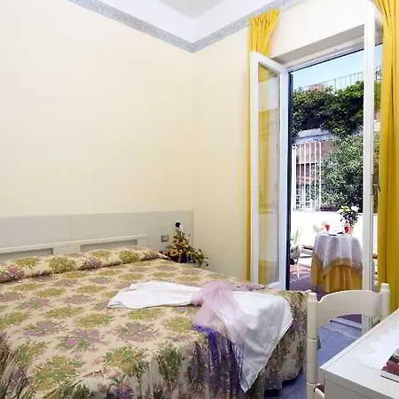 Diana 3*