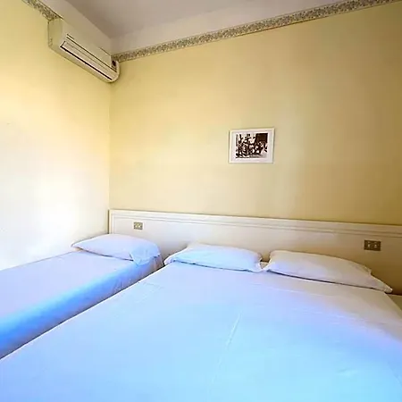 Diana Hotel 3*