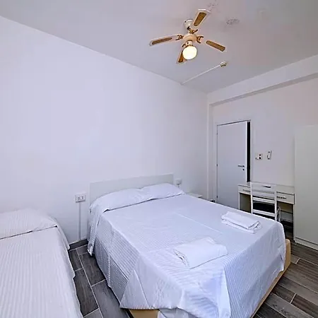 Diana Hotel