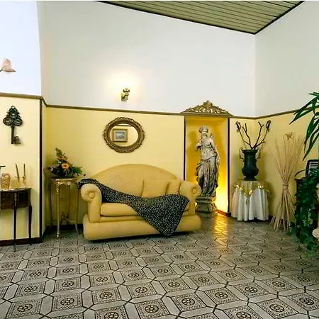 Diana - & Hotel 3*