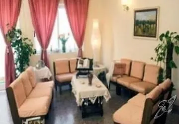 Diana - & 3* Ischia