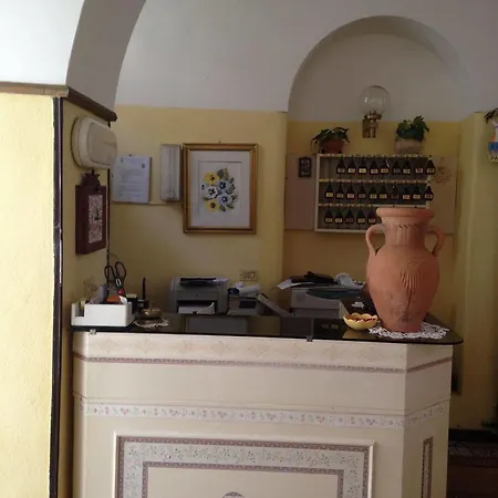 Diana - & 3* Ischia