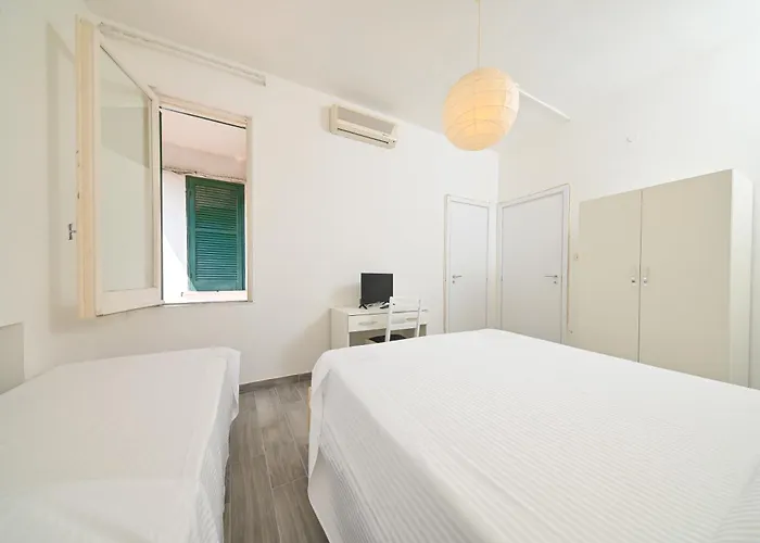 Diana - & Otel