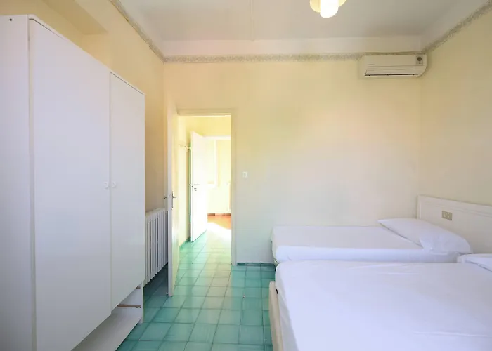 Diana - & Otel